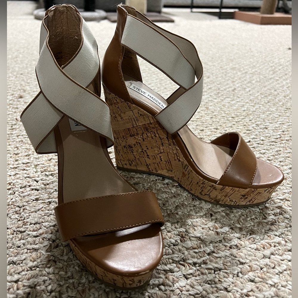 Steve Madden Elastic Wedges